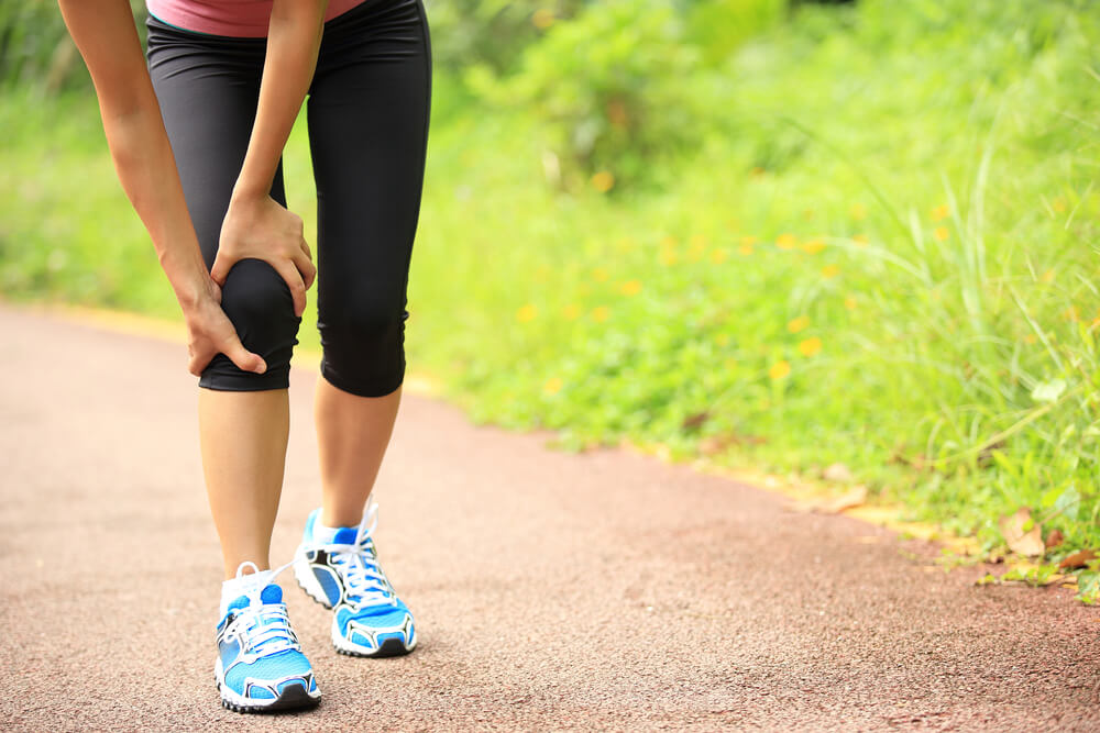 Two tips for treating kneecap pain when bending the knee