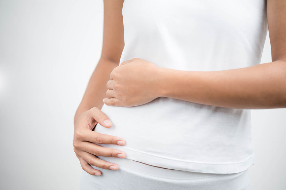 Why do I have sudden hip pain even though I have no injury? shutterstock 583399825 hip pain causes