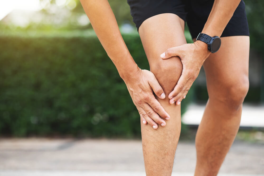 What causes the crunching sound in your knee and is physical therapy the answer? shutterstock 1933543019 What causes the crunching sound in your knee and is physical therapy the answer?