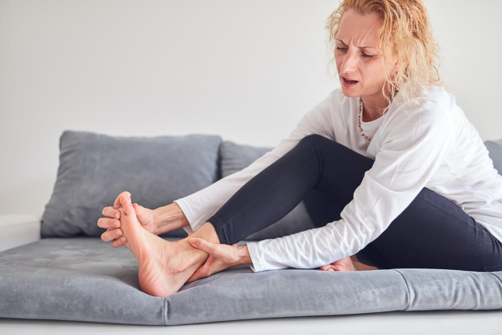 lupus foot pain