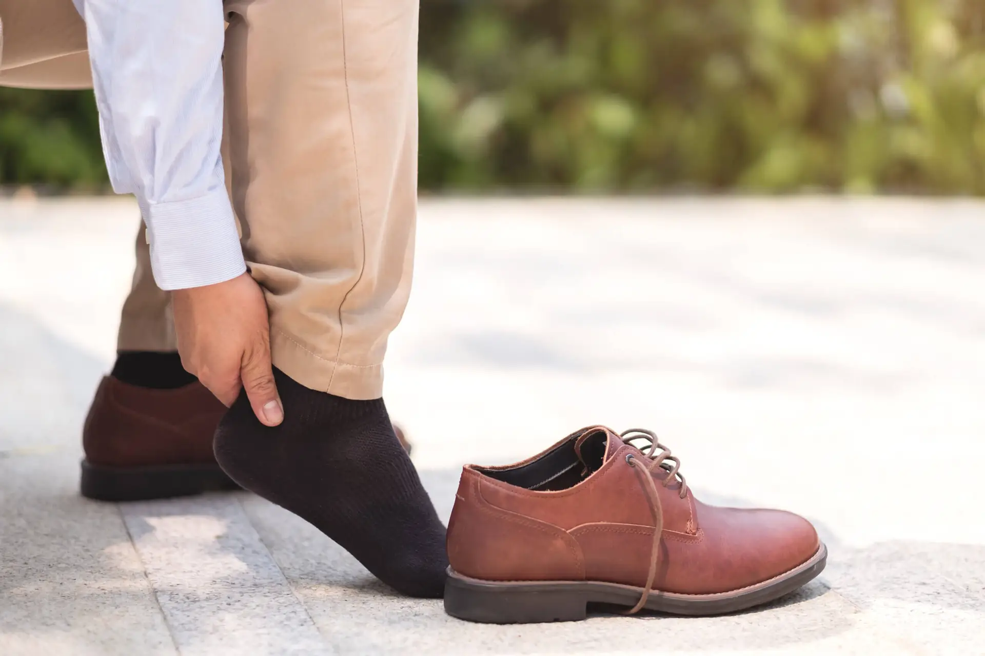 Extensor tendinitis of the foot: A physical therapist's guide to improving inflammation in the foot shutterstock 1050962600 scaled 1 Extensor tendinitis of the foot: A physical therapist’s guide to improving inflammation in the foot