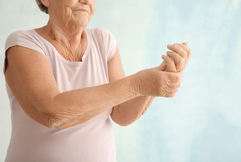 hand tendon pain: causes and treatments hand pain