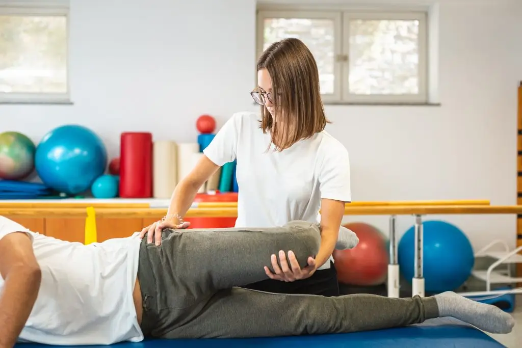 How Long Does Bursitis Last in the Hip? AdobeStock 459914644 how long does bursitis last in the hip? hip pain
